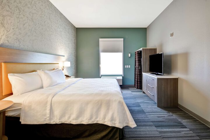 Room 11 of 49