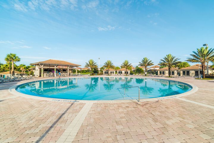 Pool 2 of 18
