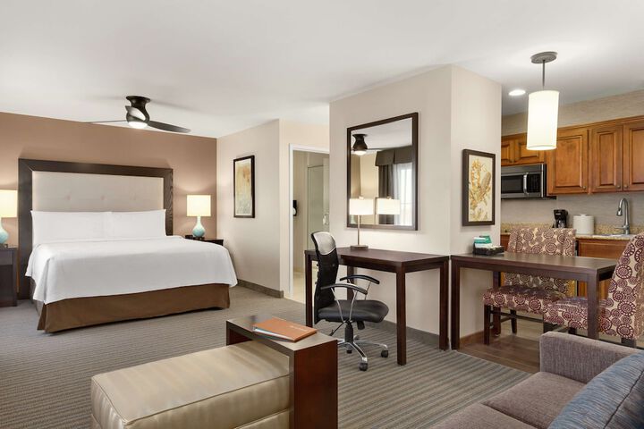 Homewood Suites by Hilton Fargo