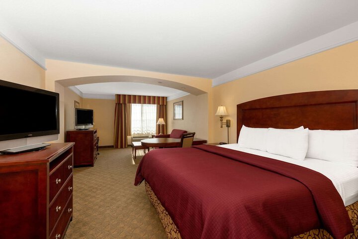 Room 6 of 29