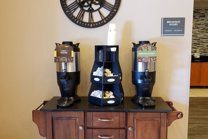 Breakfast/Coffee Service 70 of 83