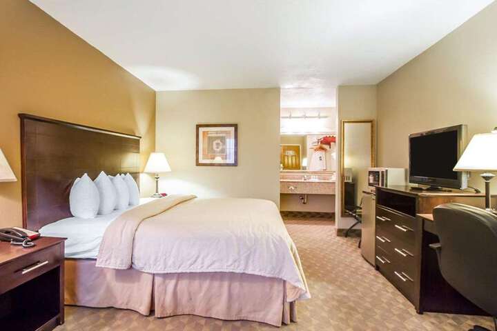 QUALITY INN AND SUITES