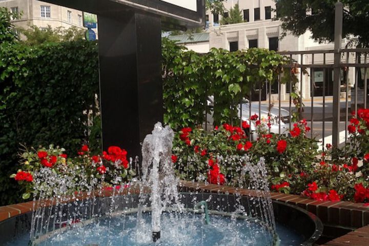 Hotel Exterior 16 of 21