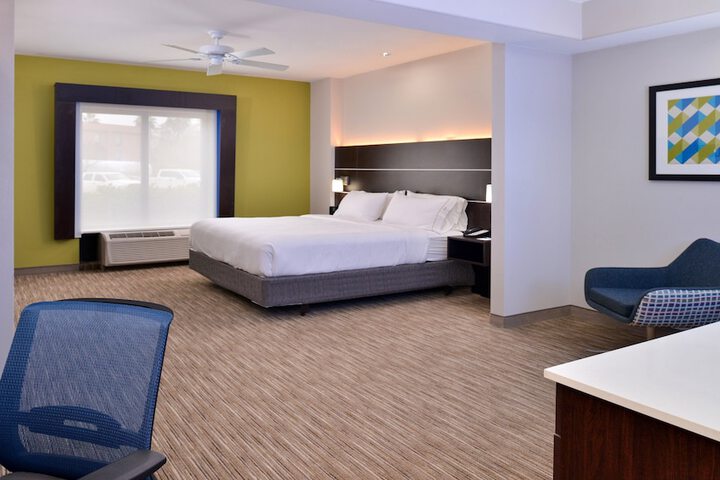 Room 29 of 47