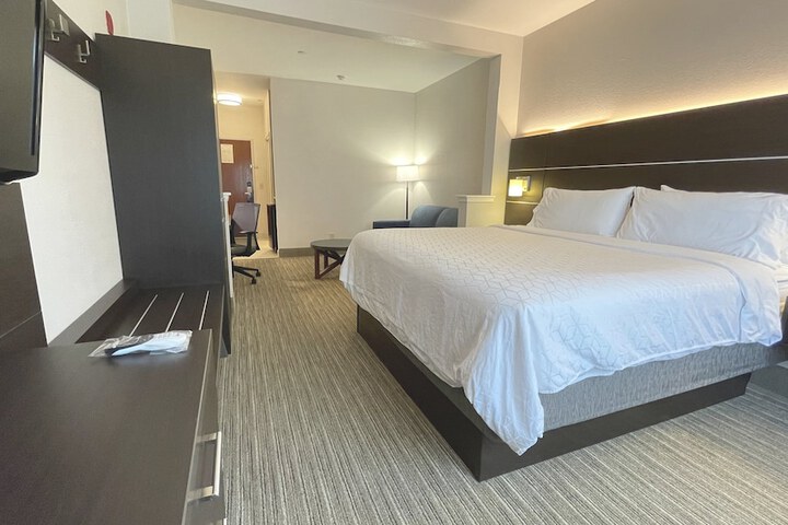 Room 20 of 53