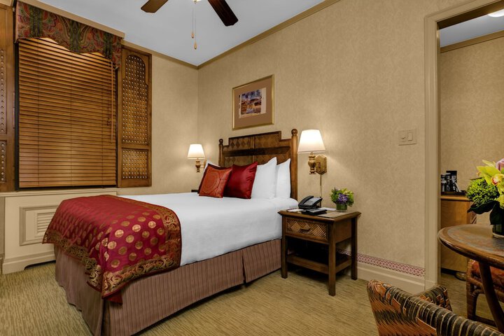Room 14 of 39