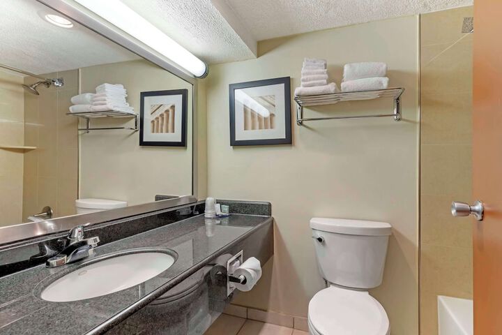 Room 15 of 31