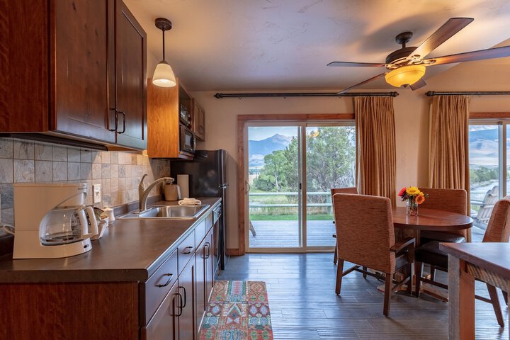 Yellowstone Valley Lodge an Ascend Collection Hotel