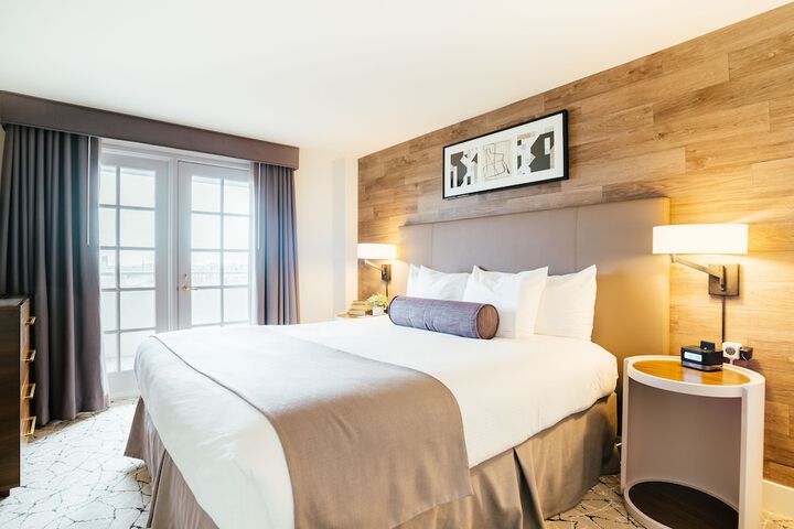 Room 21 of 43