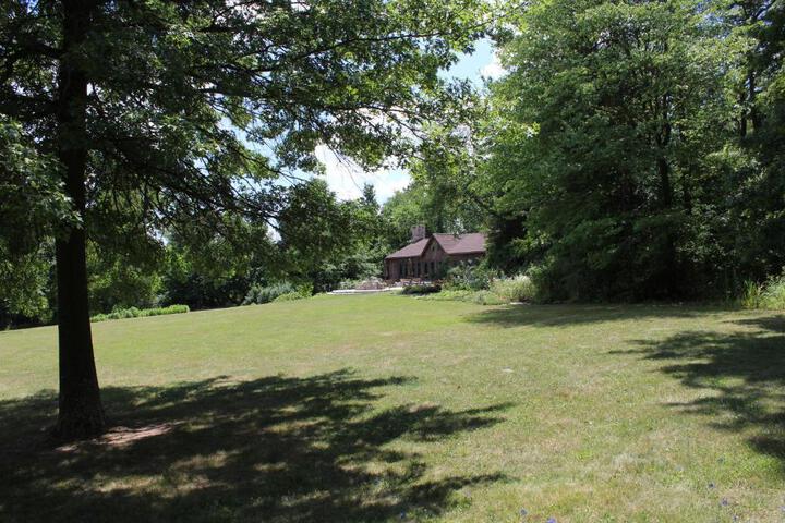 The Inn at White Oak