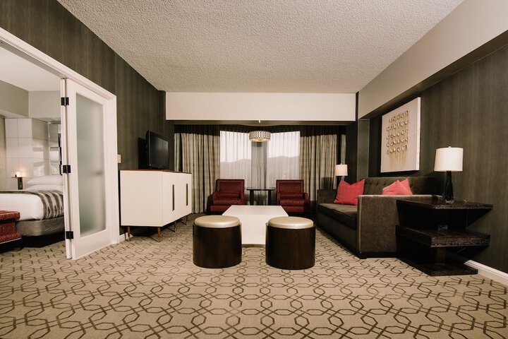Room 15 of 53