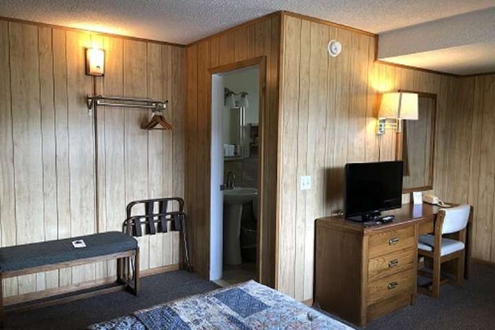 Room 21 of 53