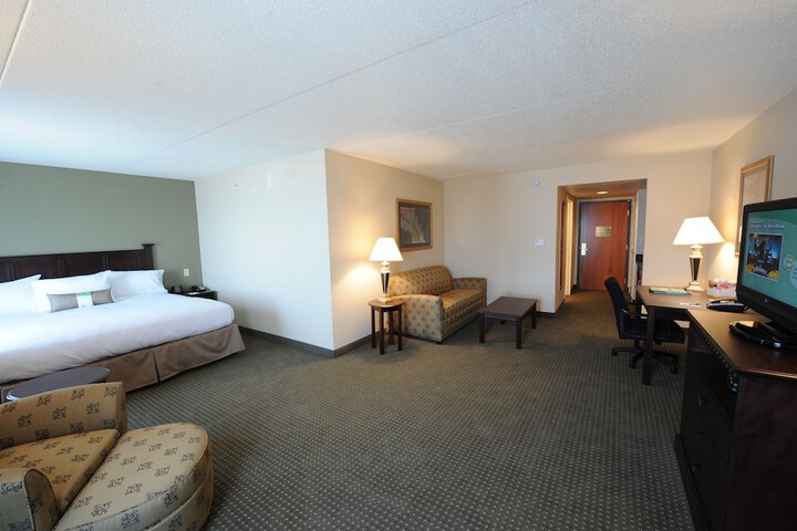 Room 15 of 23