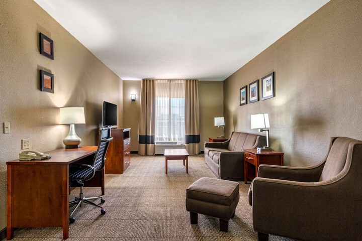 Room 18 of 42