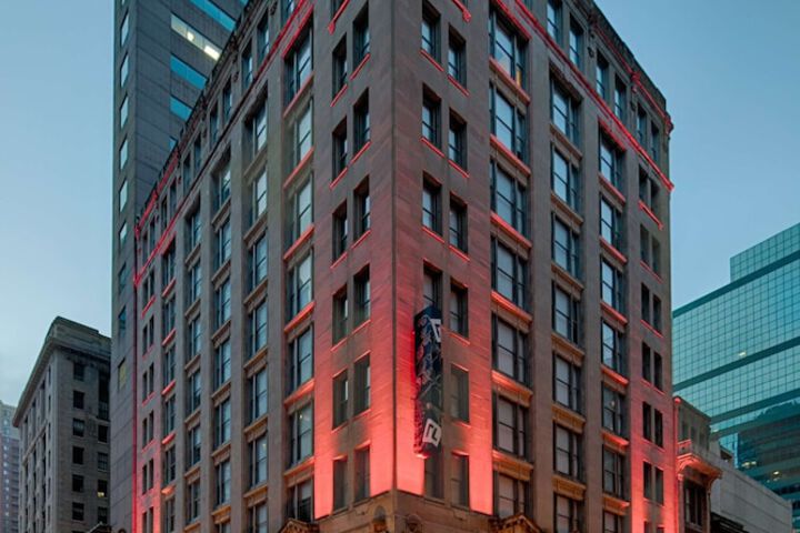Hotel 4 of 51