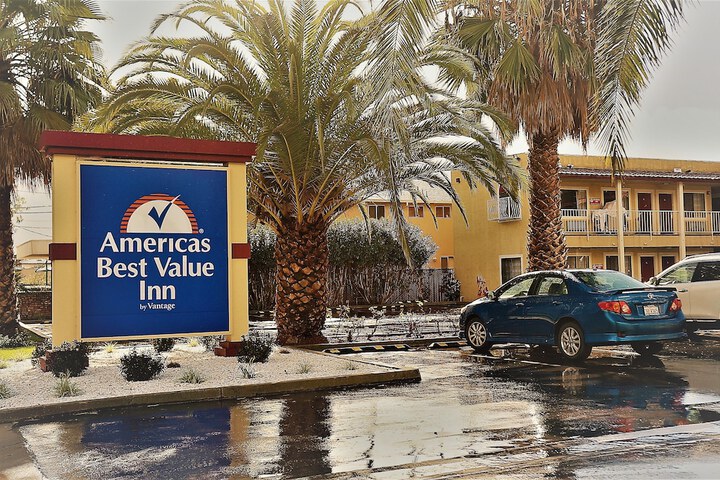 Hotel 3 of 64
