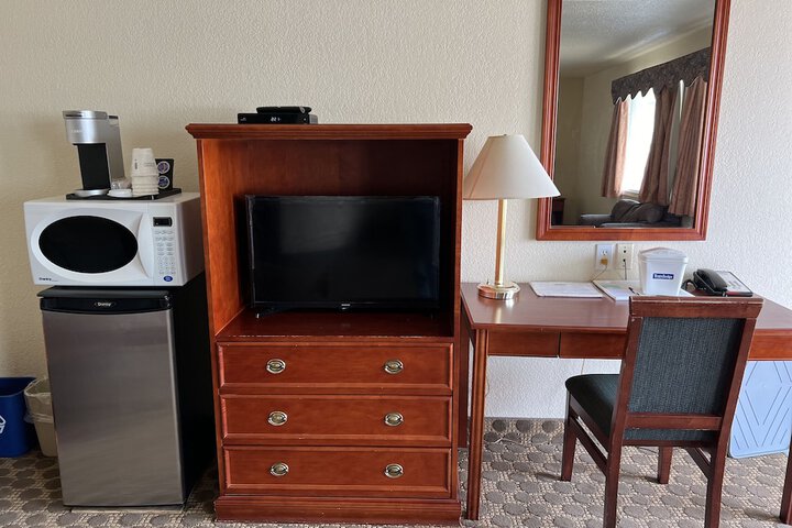 Room 53 of 60