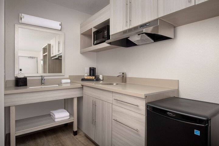 Quality Inn Atlantic Beach - Mayo Clinic Jax Area