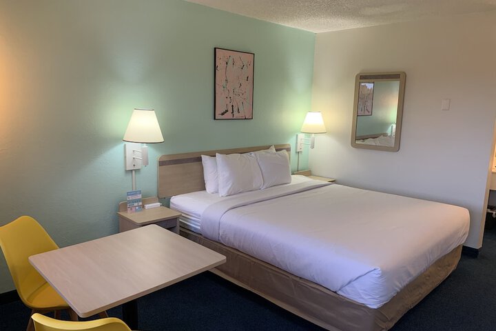 Room 69 of 74