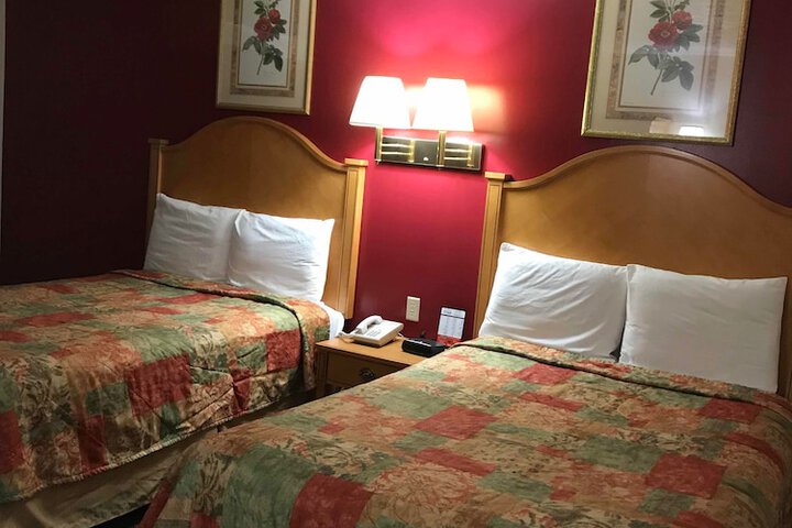 Room 18 of 33