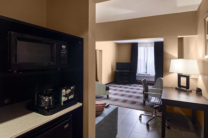 Room 67 of 105