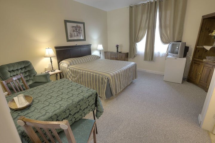 Room 9 of 30