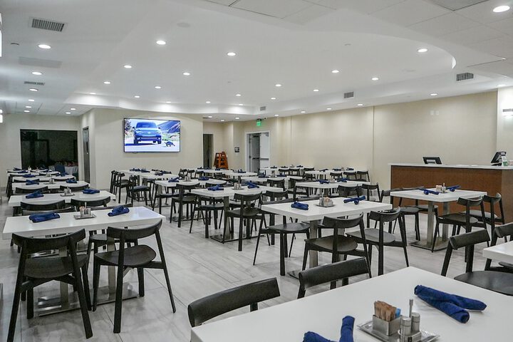Dining 70 of 84