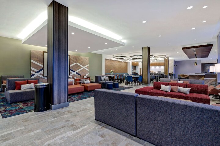 Hotel Interior 6 of 59