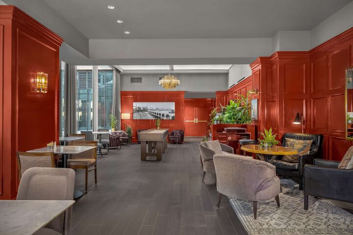 The Marquette Hotel Curio Collection by Hilton