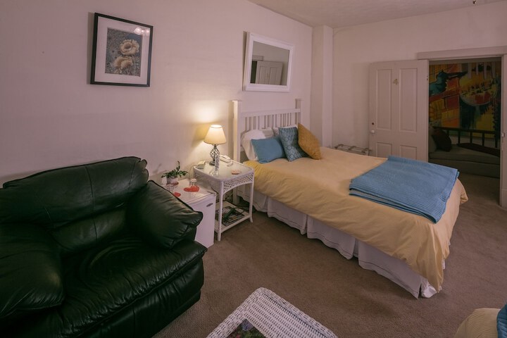 Room 28 of 95