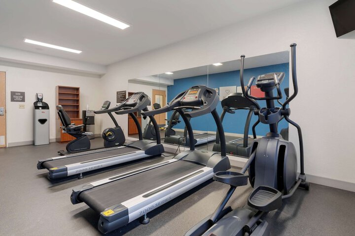 Health and Fitness 32 of 36