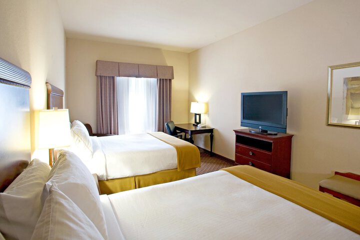 Room 15 of 29