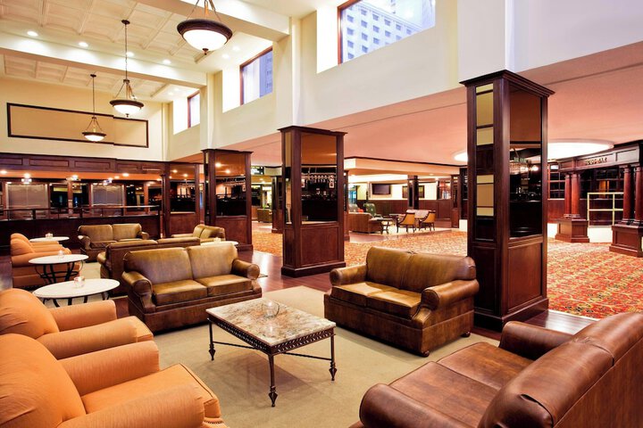 Sheraton Greensboro at Four Seasons