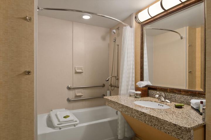 Embassy Suites by Hilton Charlotte Concord Golf Resort & Spa