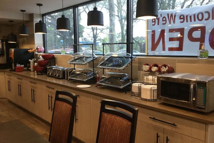 Breakfast/Coffee Service 26 of 26