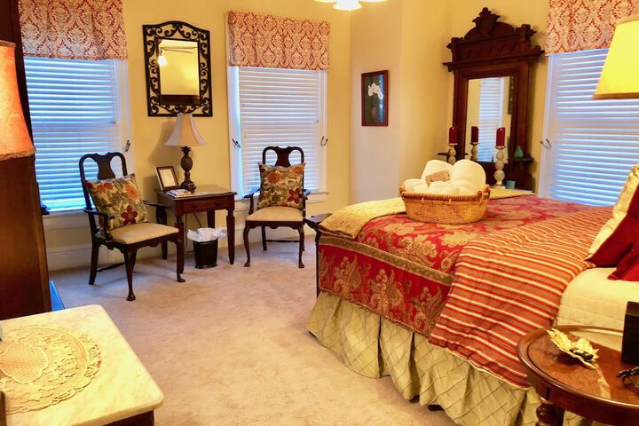 Room 21 of 44