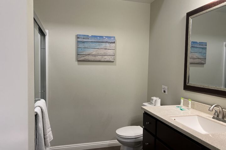 Aspire Inn & Suites Orange