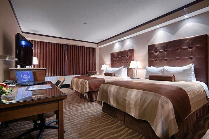 Best Western Premier Denham Inn & Suites