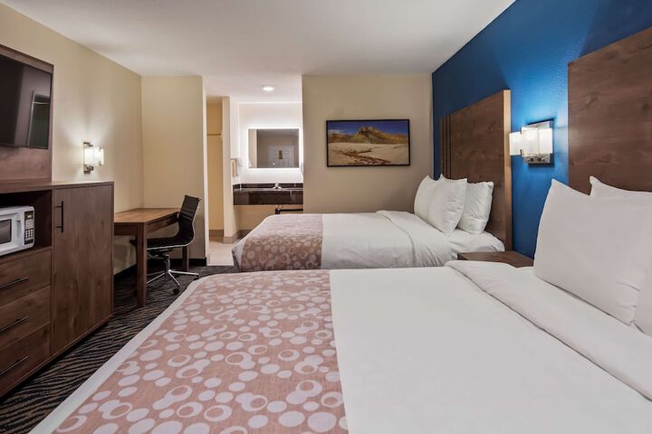 Room 17 of 24