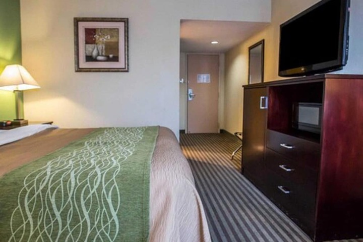 Quality Inn Mill Hall - Lamar