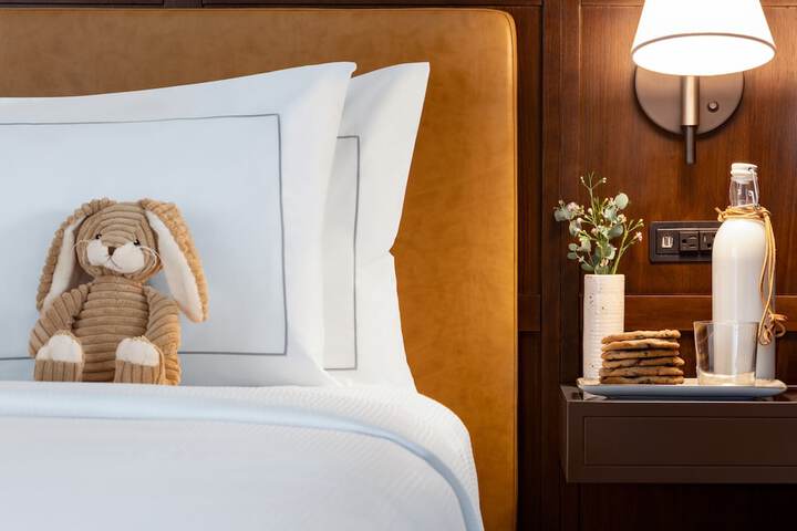 Valley Hotel Homewood Birmingham Curio Collection by Hilton