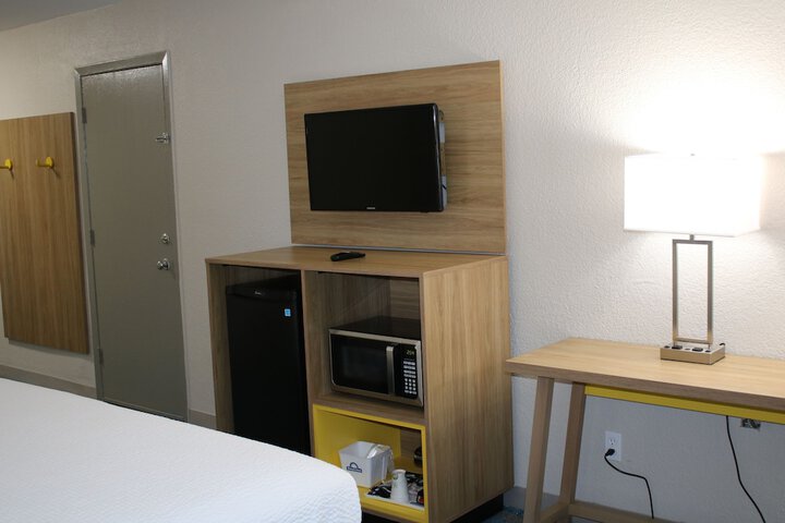 Room 41 of 55