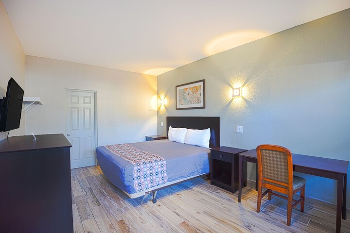Room 46 of 126