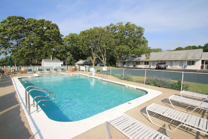 Pool 3 of 27