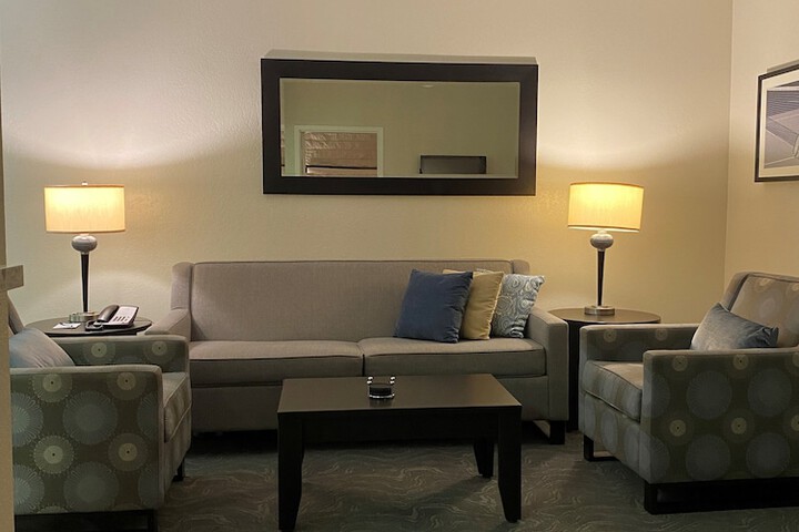 Room 21 of 49