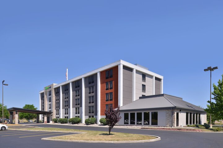 Holiday Inn Express Rochester - University Area by IHG