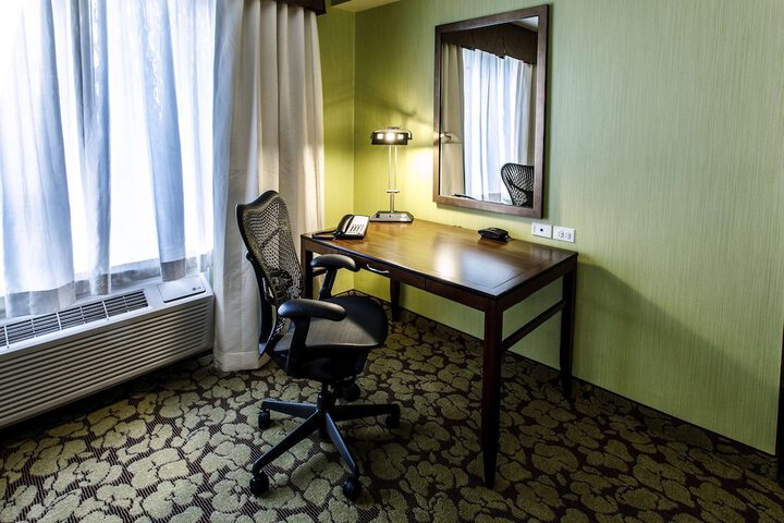 Room 62 of 115
