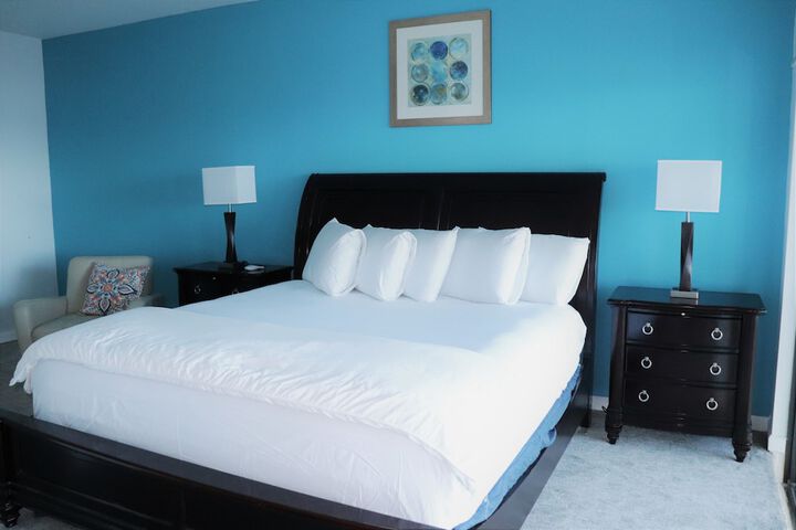 Room 17 of 32