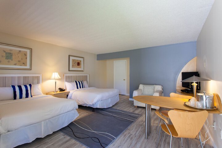 Room 13 of 26