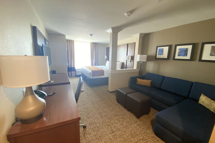 Room 9 of 25